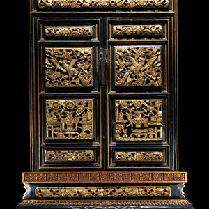 A Chinese Gilt and Black Lacquered 2f5886