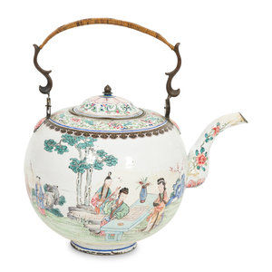 A Large Chinese Peking Enamel Teapot
19th