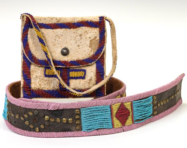 CIRCA 1900 PLATEAU REGION BEADED