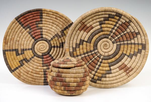 THREE EXAMPLES OF HOPI COILED BASKETRYThe 2f5b91