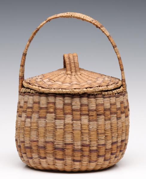 AN UNUSUAL HOPI WICKER BASKET WITH 2f5c32