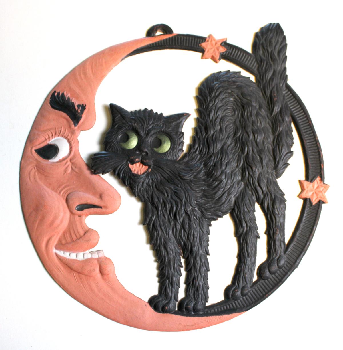 DIE CUT EMBOSSED HALLOWEEN DECORATION 2f5c78