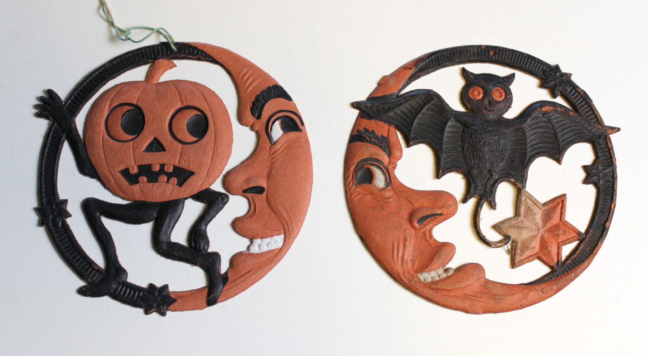 DIE CUT EMBOSSED HALLOWEEN DECORATIONS 2f5c7b