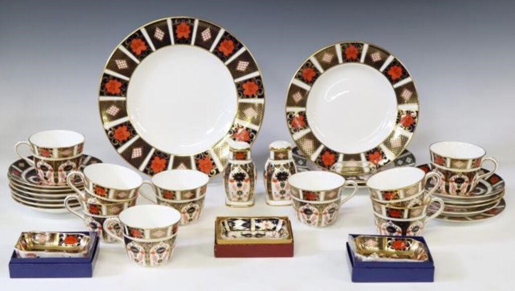 29) ROYAL CROWN DERBY 'IMARI' BONE