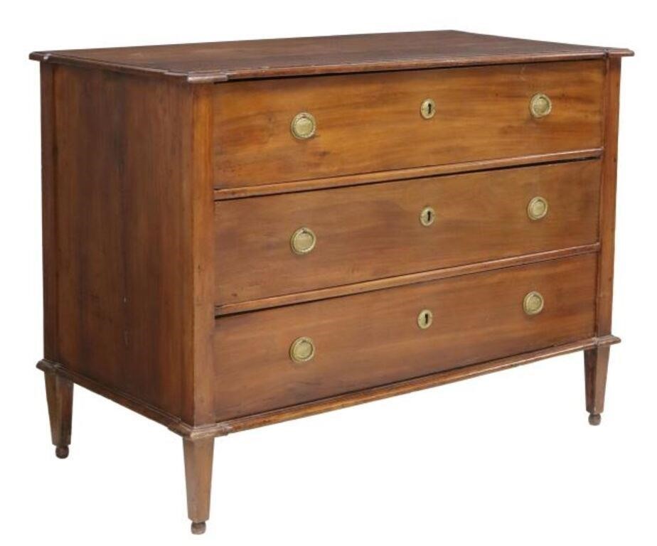 ITALIAN WALNUT THREE DRAWER COMMODE  2f8540