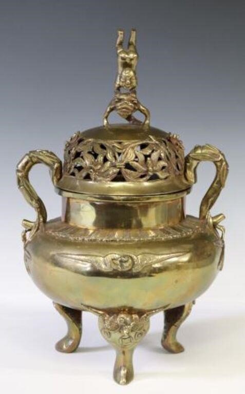 CHINESE BRONZE LIDDED TRIPOD CENSERChinese