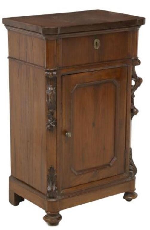 ITALIAN CARVED WALNUT BEDSIDE CABINETItalian