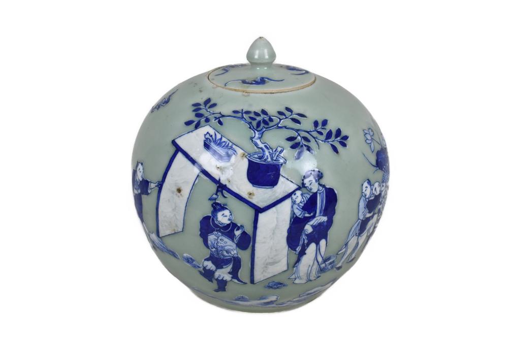 CHINESE BLUE WHITE DECORATED 2f863e