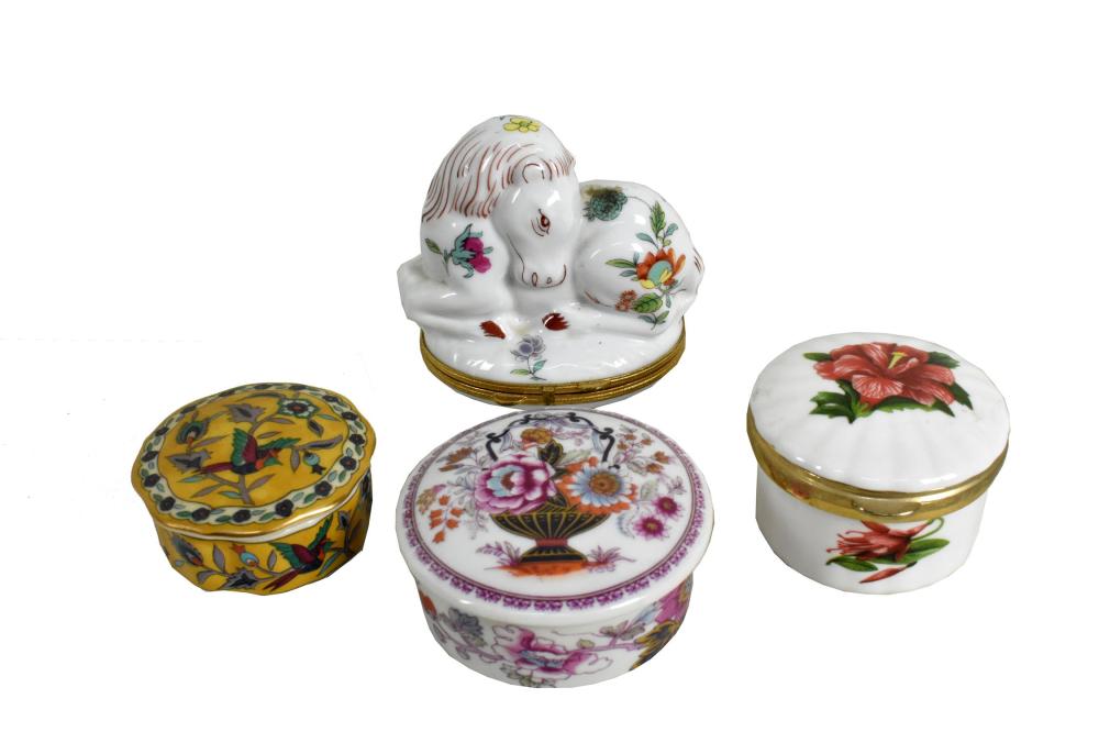 FOUR VARIOUSLY DECORATED PORCELAIN 2f871c