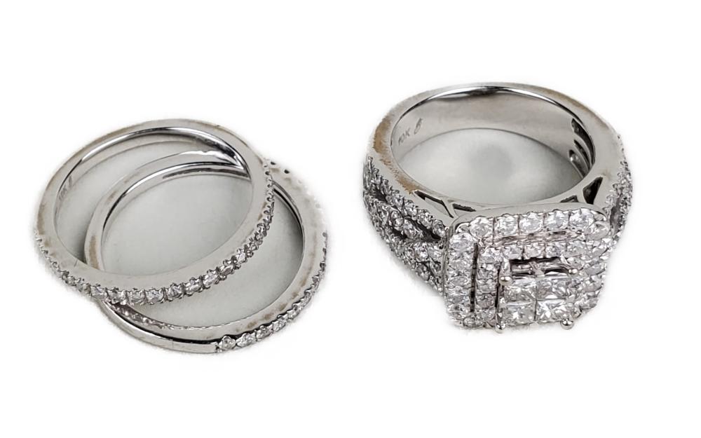 LADIES WHITE GOLD AND DIAMOND RING ENSEMBLELADIES