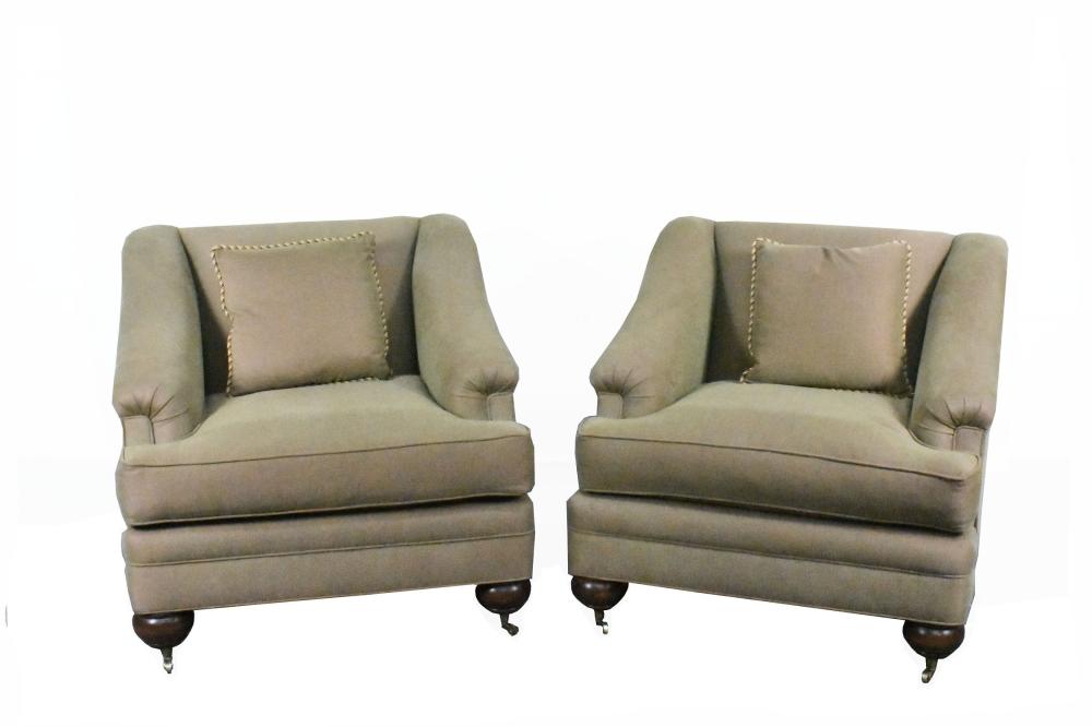 PAIR OF CONTEMPORARY BROWN UPHOLSTERED 2f87bf