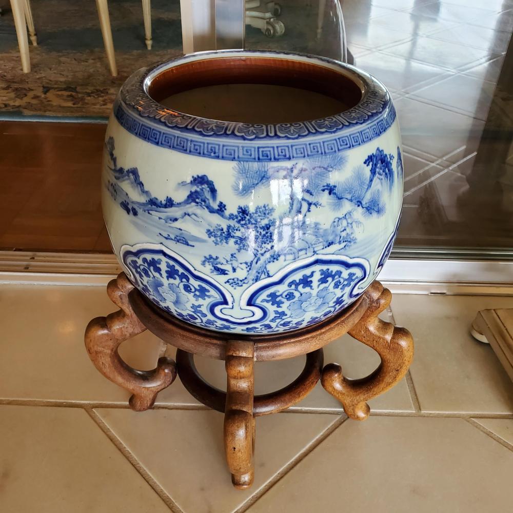 CHINESE BLUE AND WHITE PLANTER ON STAND,