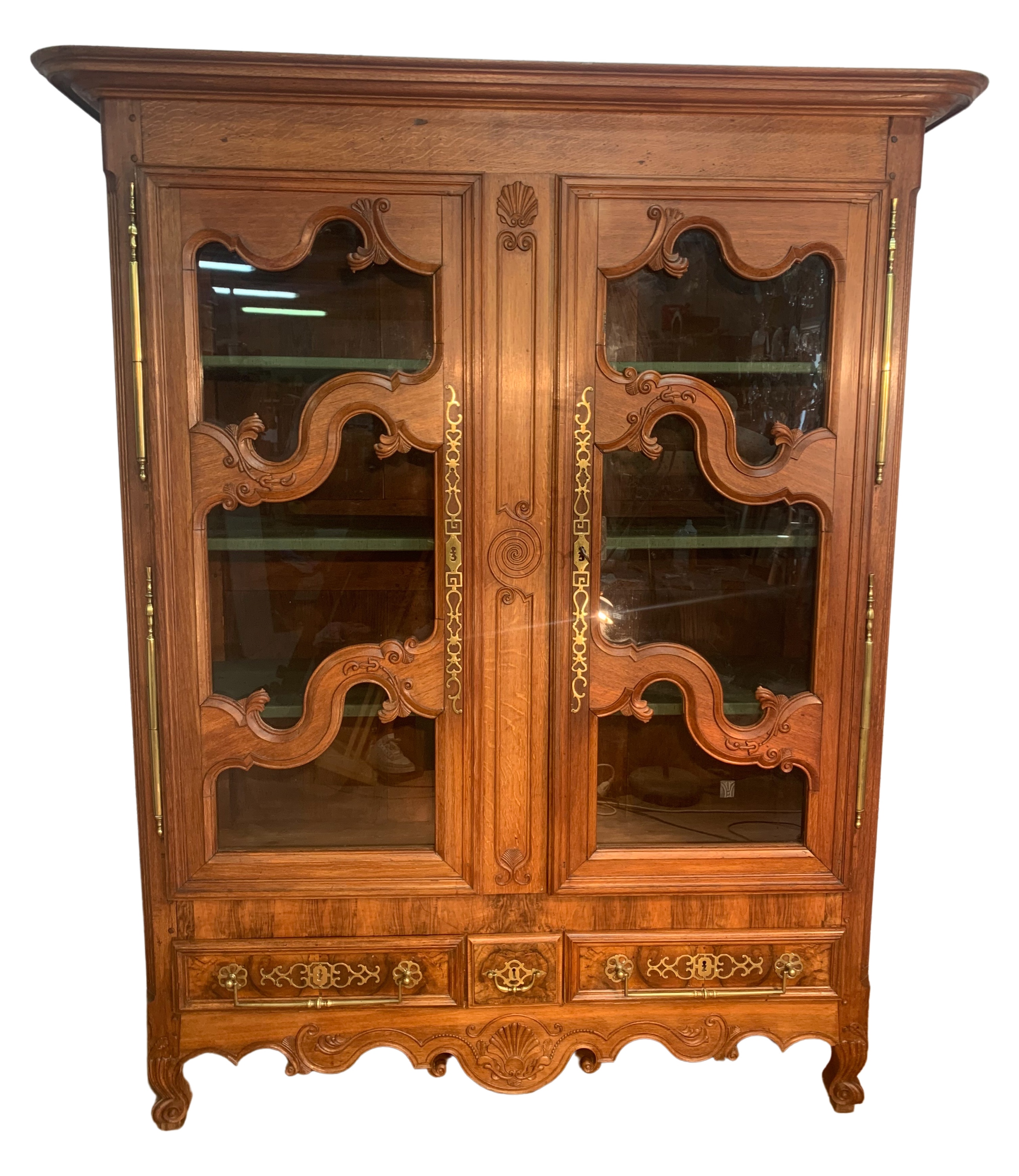 PROVINCIAL OAK AND WALNUT BIBLIOTHEQUE 2f8b03