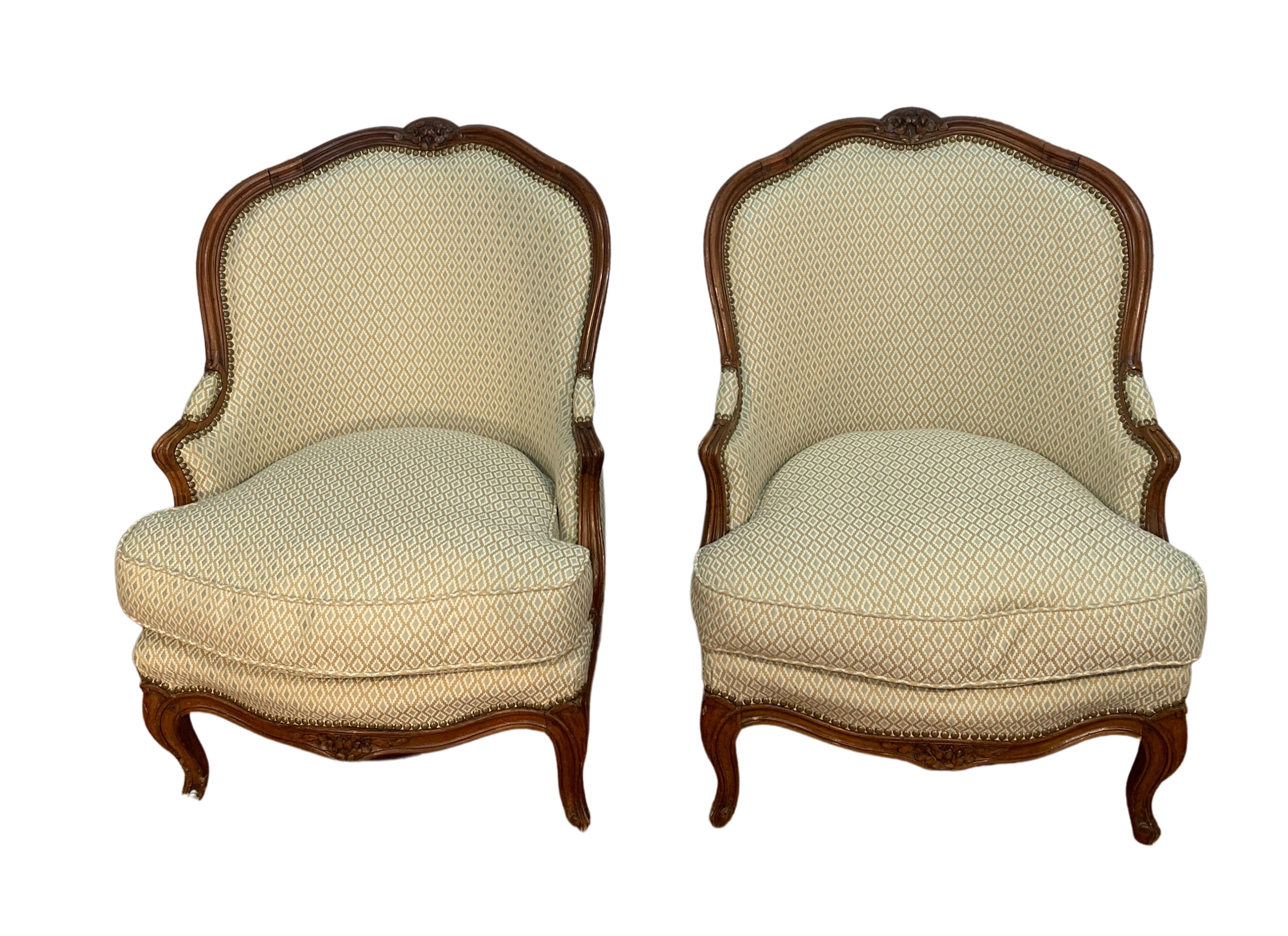 NICE PAIR OF LOUIS XV STYLE BERGERES 2f8b17