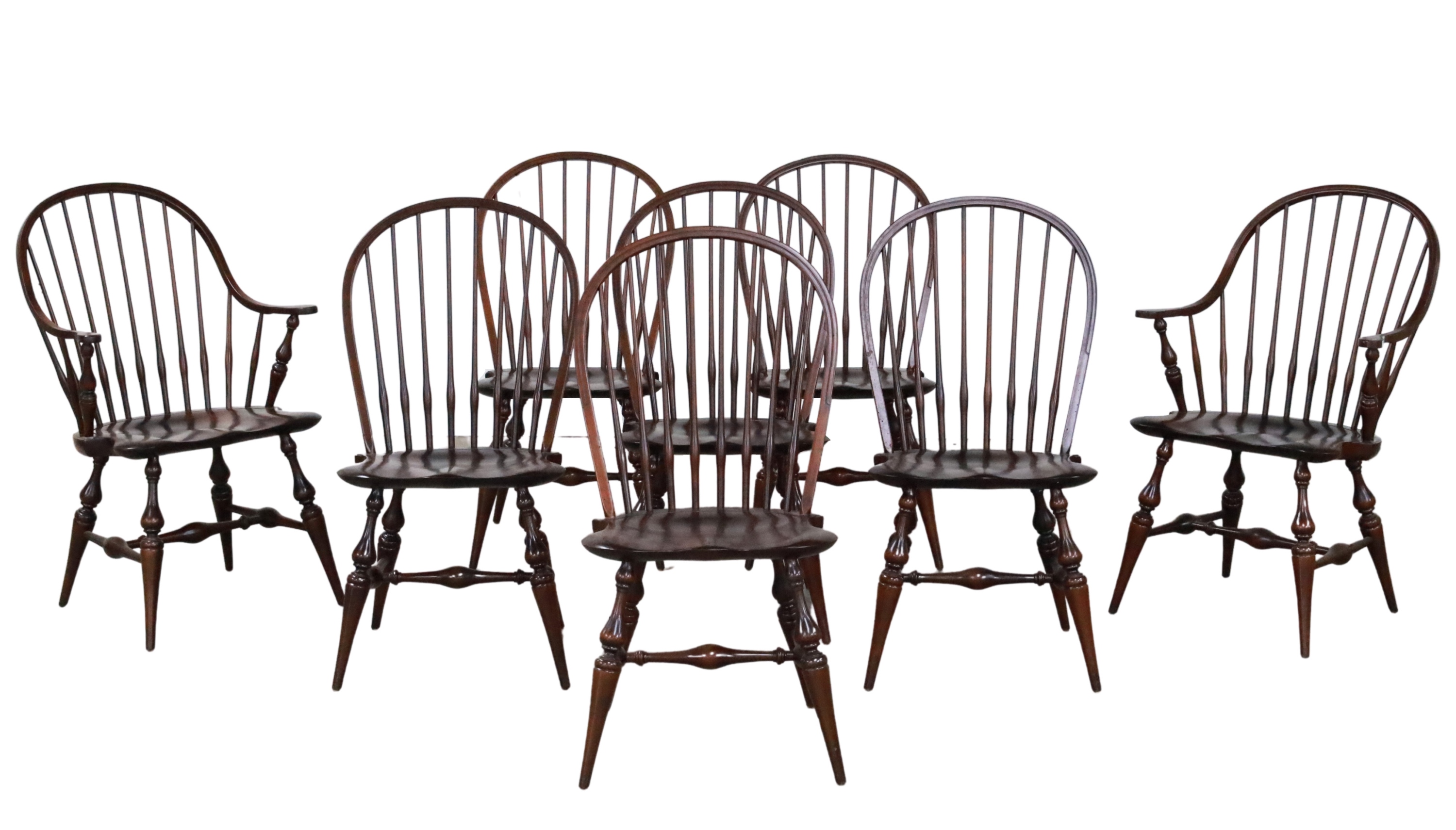8 AMERICAN NEW ENGLAND WINDSOR CHAIRS