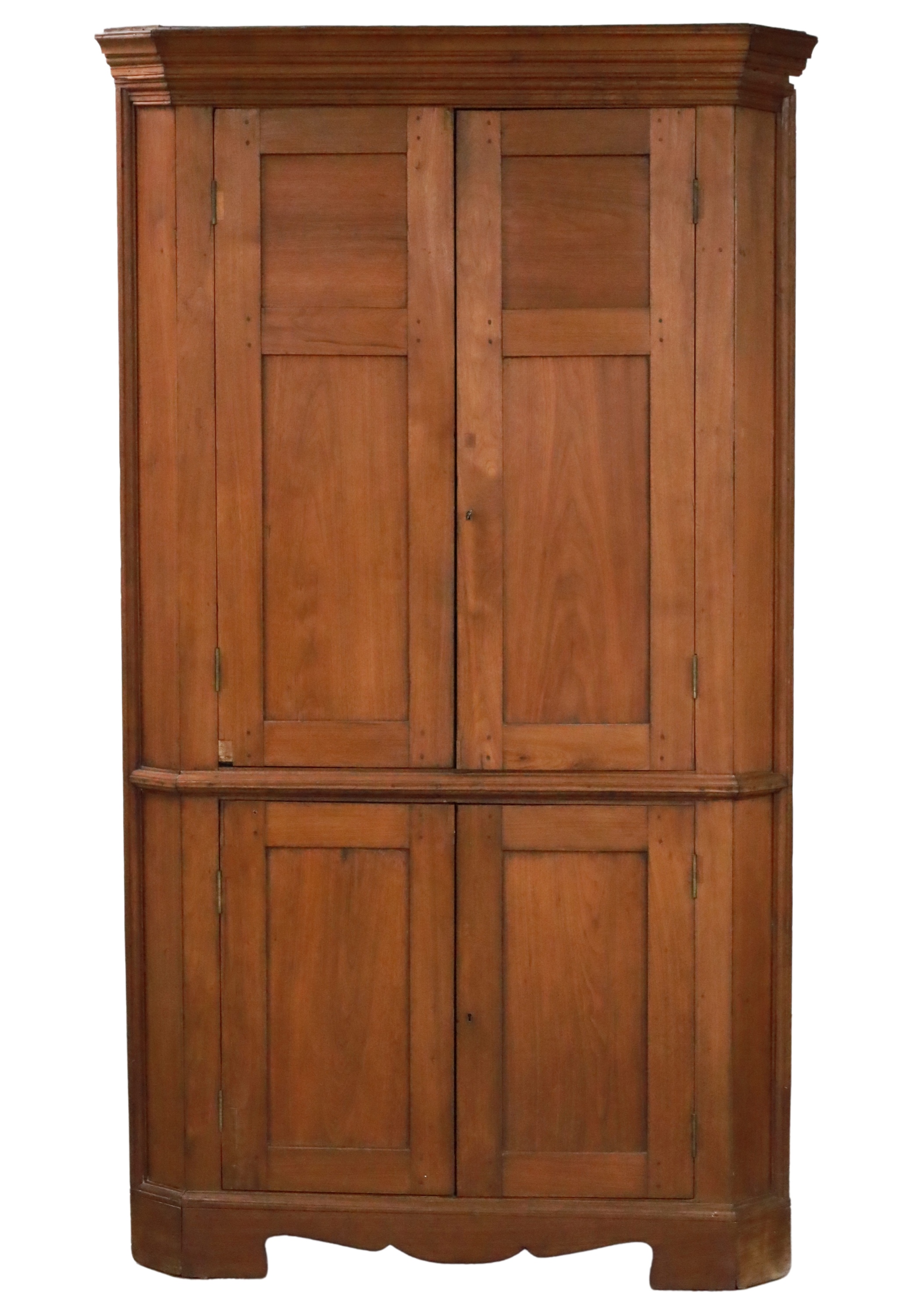 EARLY AMERICAN WALNUT CORNER CABINET 2f8bde