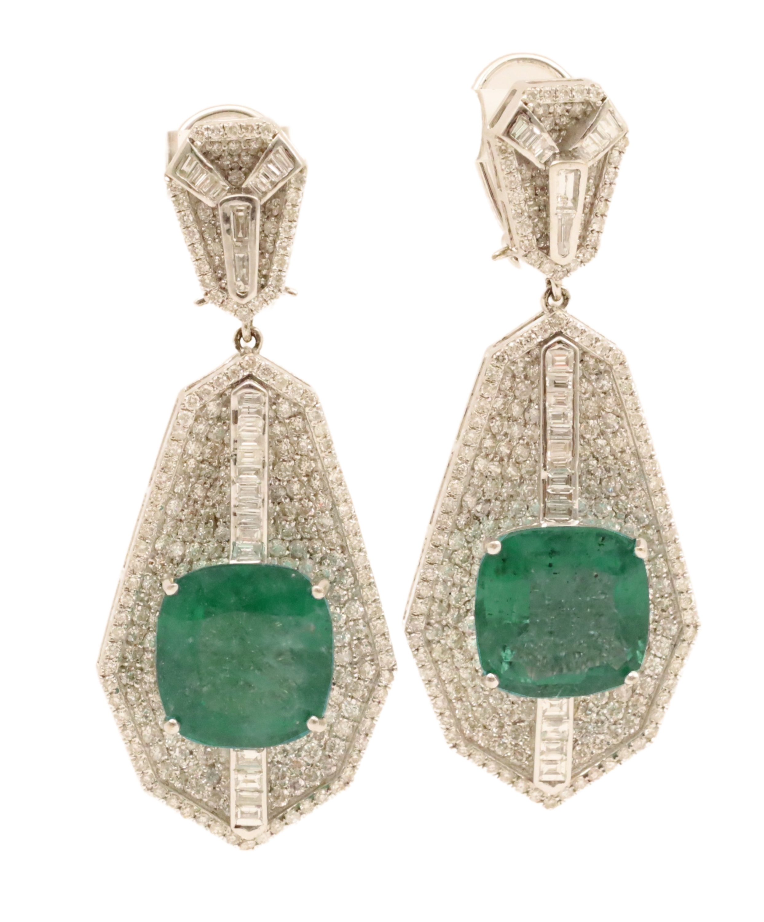 PR OF 18K EMERALD DIAMOND DANGLE 2f8d33