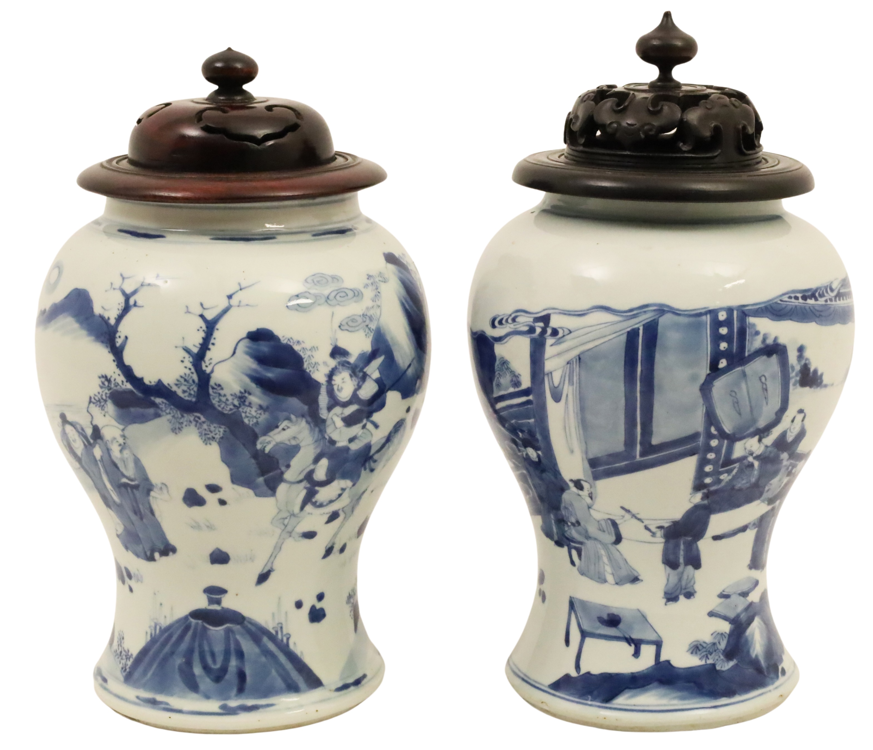 PAIR OF KANGXI PERIOD BLUE AND