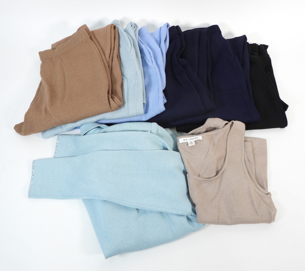 8PC ST. JOHN KNIT PANTS & TOP GROUP