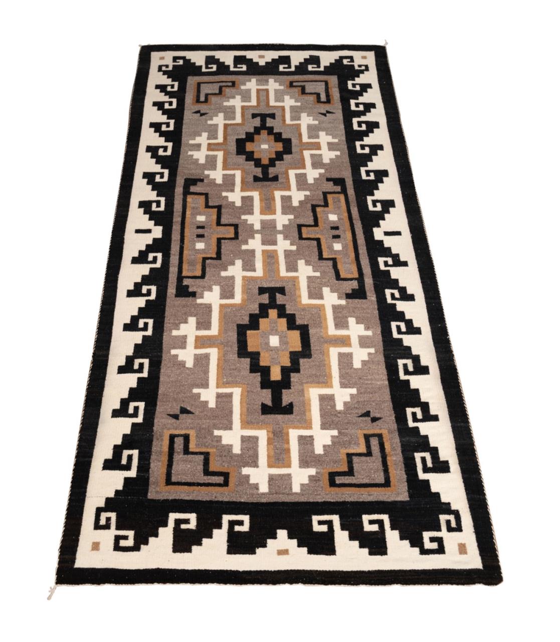 NAVAJO TWO GREY HILLS RUG CA  2f9411