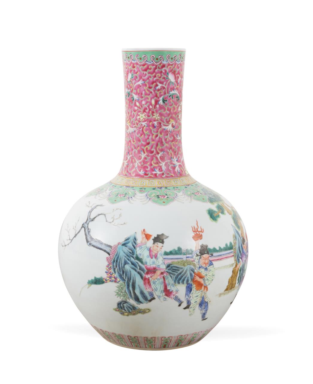 LARGE CHINESE FAMILLE ROSE BOTTLE 2f94df