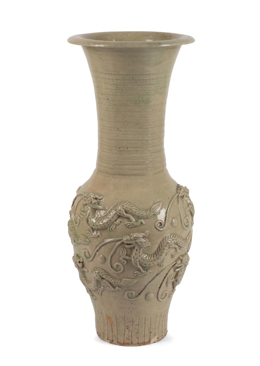 CHINESE LONGQUAN STYLE DRAGON VASE 2f9542