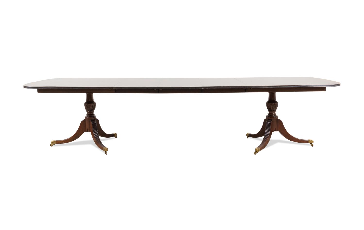 REGENCY STYLE PEDESTAL DINING TABLE 2f96db