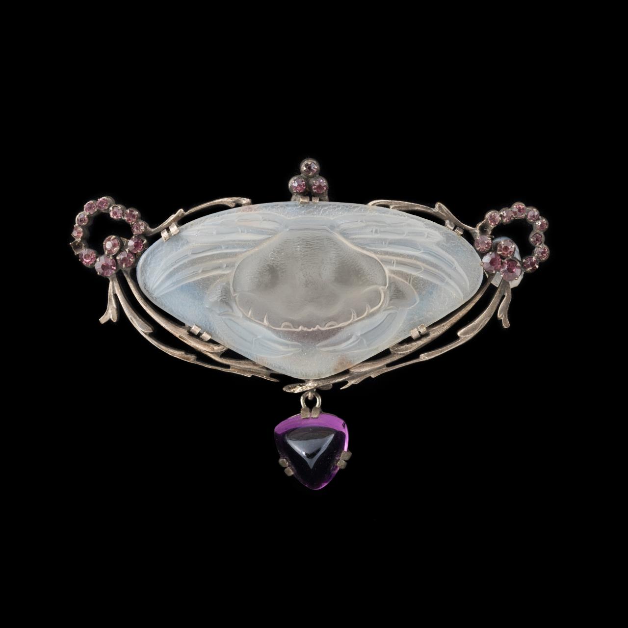 VINTAGE FRENCH FROSTED CRAB & AMETHYST