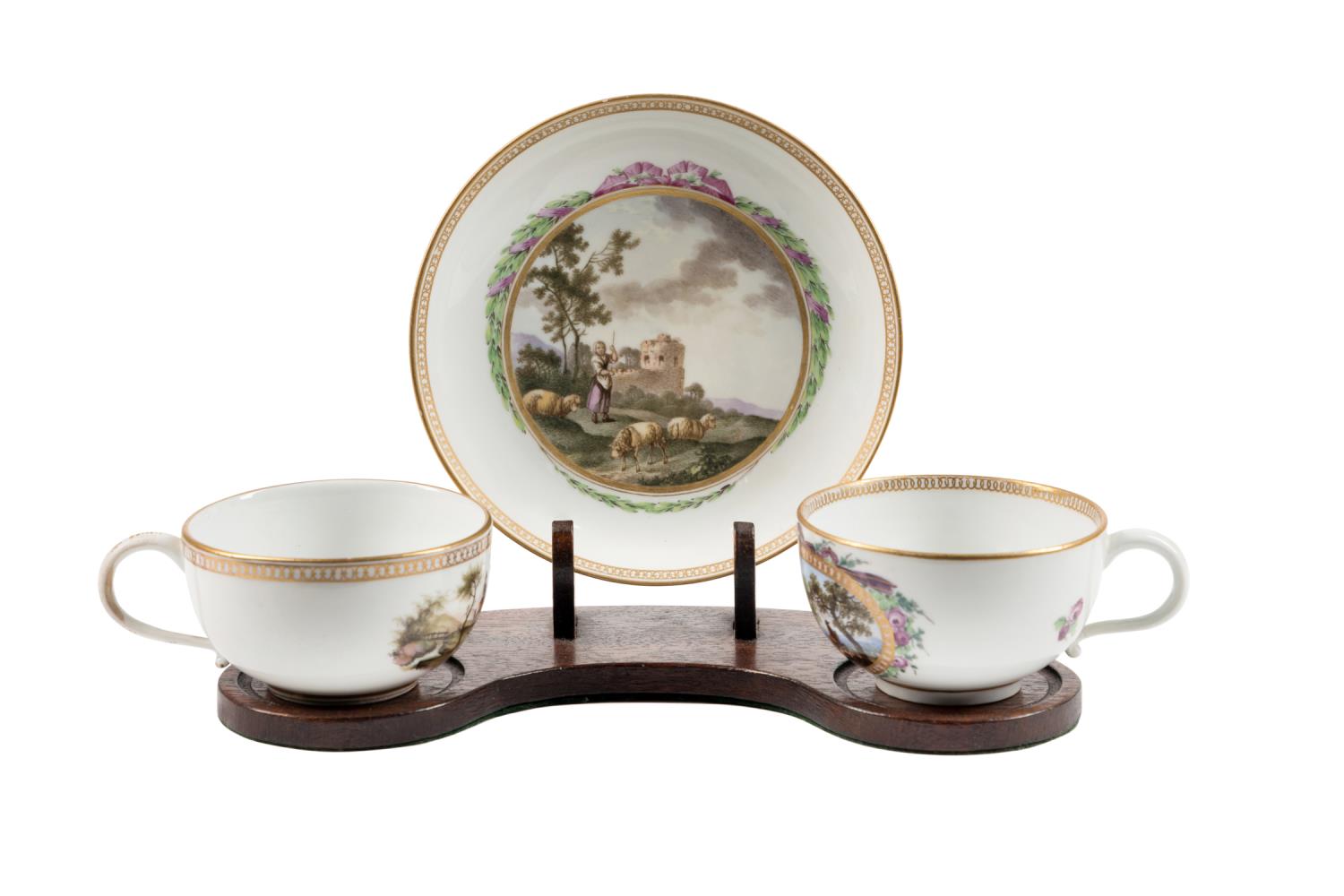 TWO MEISSEN CABINET TEA CUPS AND 2f9984