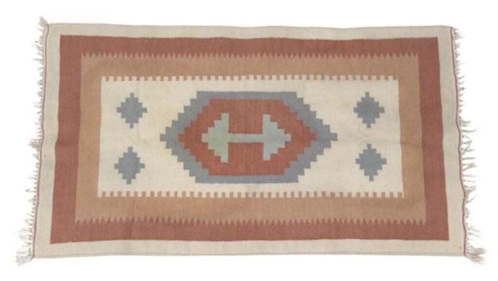 HAND-TIED WOOL KILIM RUG, 5'4"