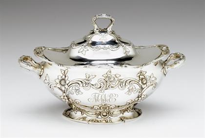 Gorham sterling silver tureen  4bfff