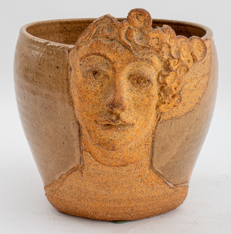 ART POTTERY PLANTER / JARDINIERE