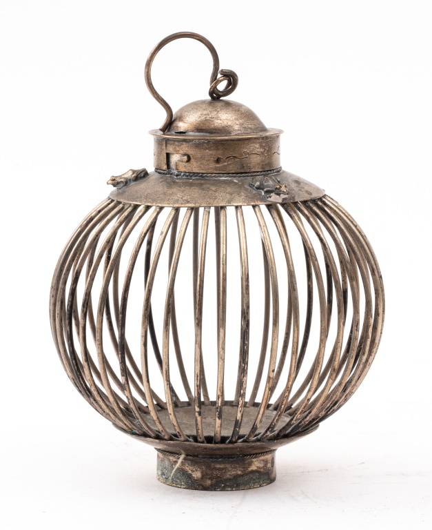 CHINESE EXPORT SILVER TONE LANTERN 2fac19