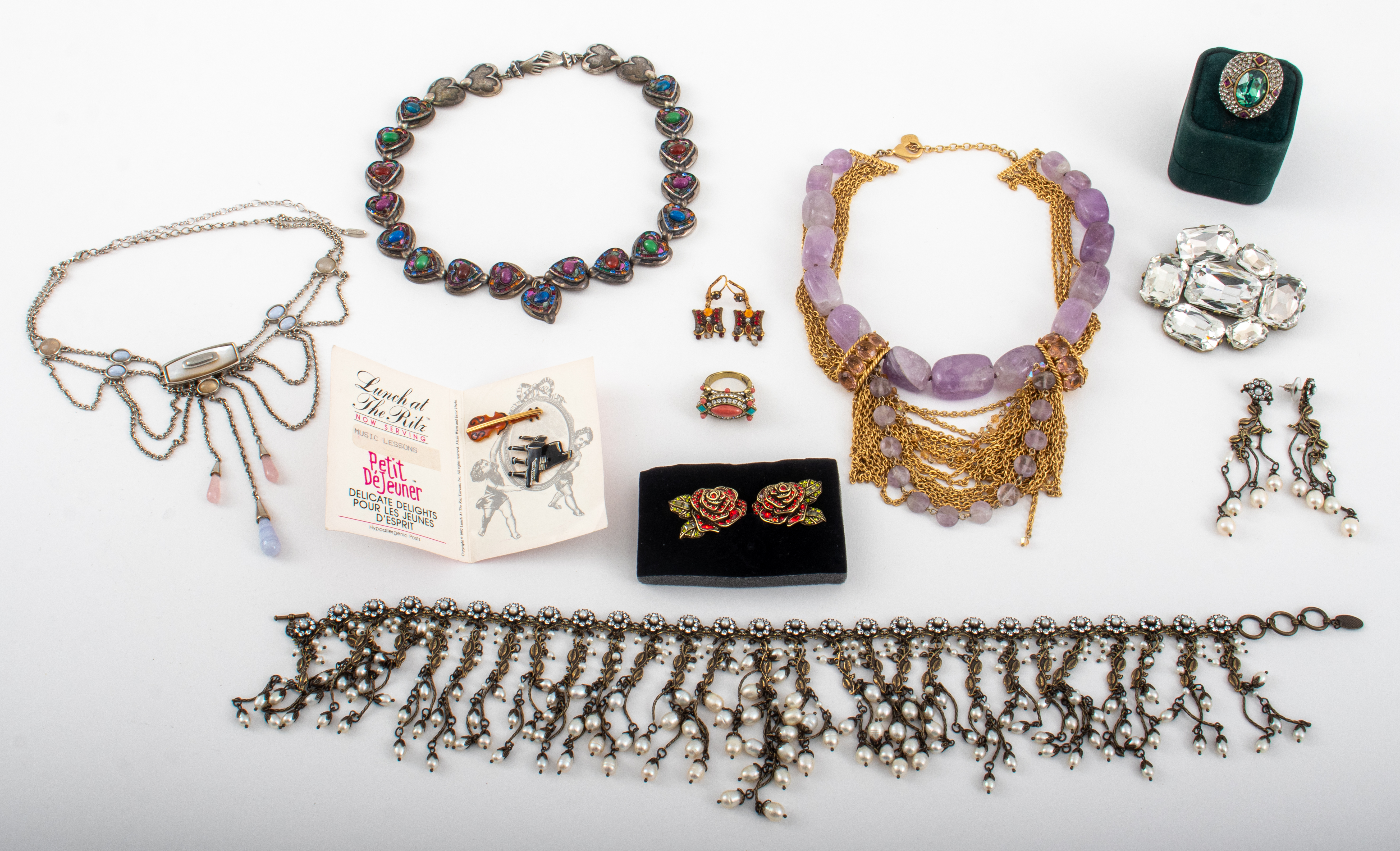 VINTAGE COSTUME JEWELRY INCL. LUNCH