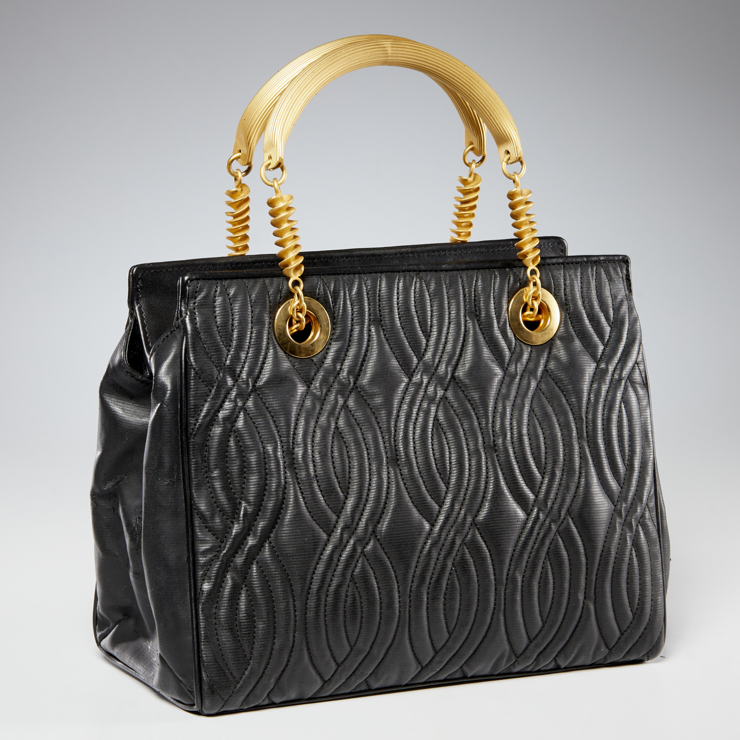 FENDI SCULPTED LEATHER HANDBAG