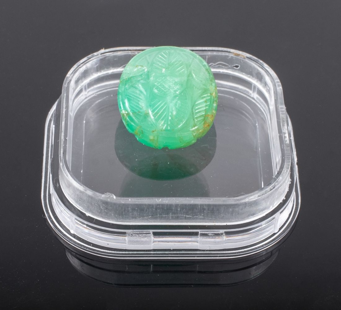 14.8 CT. LOOSE CARVED OVAL EMERALD