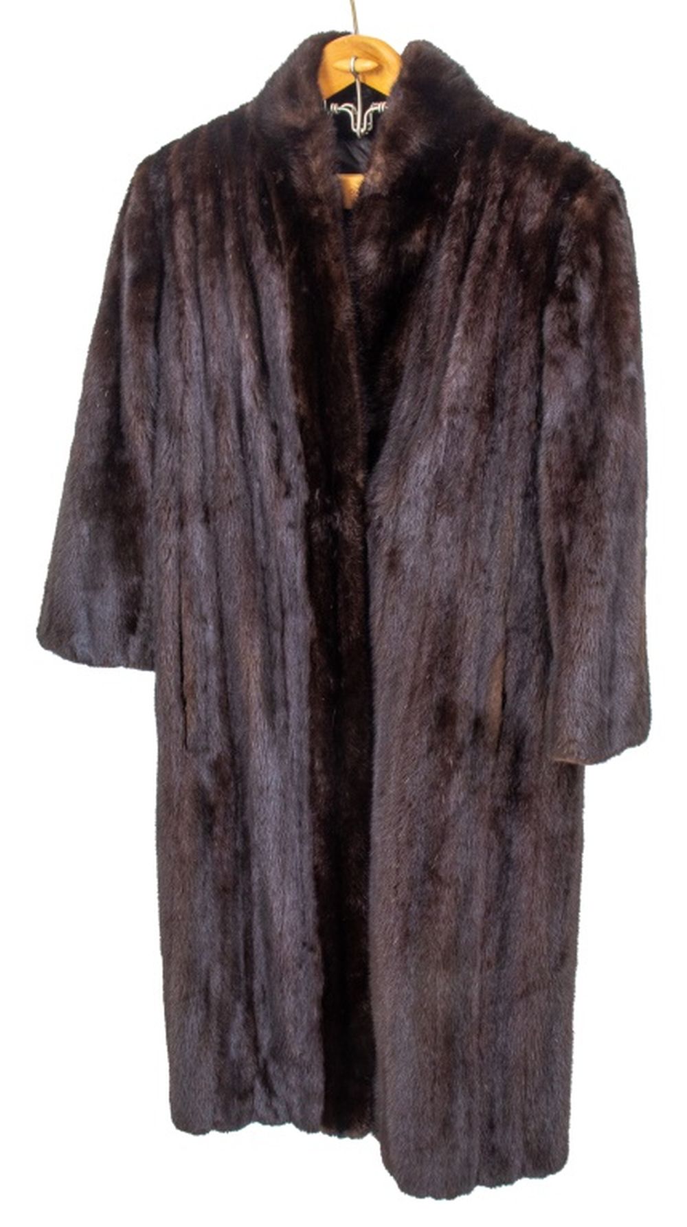 MINK FUR FULL-LENGTH COAT Mink fur full-length