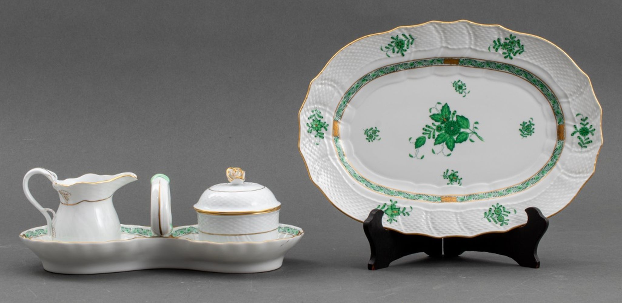 HEREND PORCELAIN CHINESE BOUQUET GROUP,