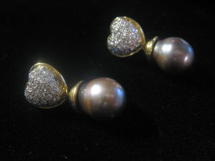 Tahitian pearl drop earrings  4c4b6