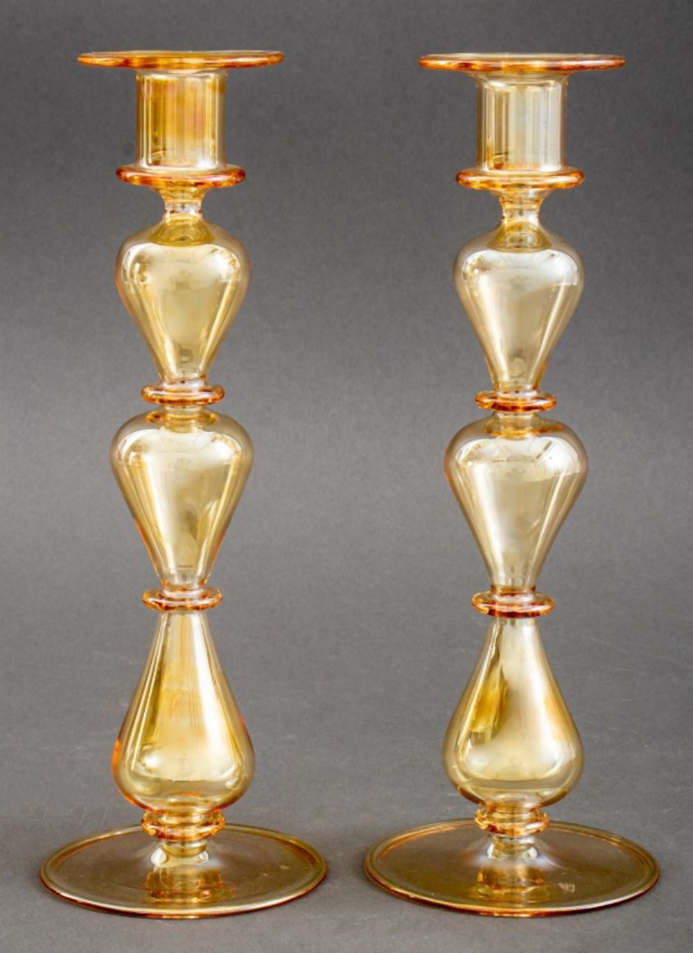 CARDER STEUBEN AMBER GLASS CANDLESTICKS  2faf8f