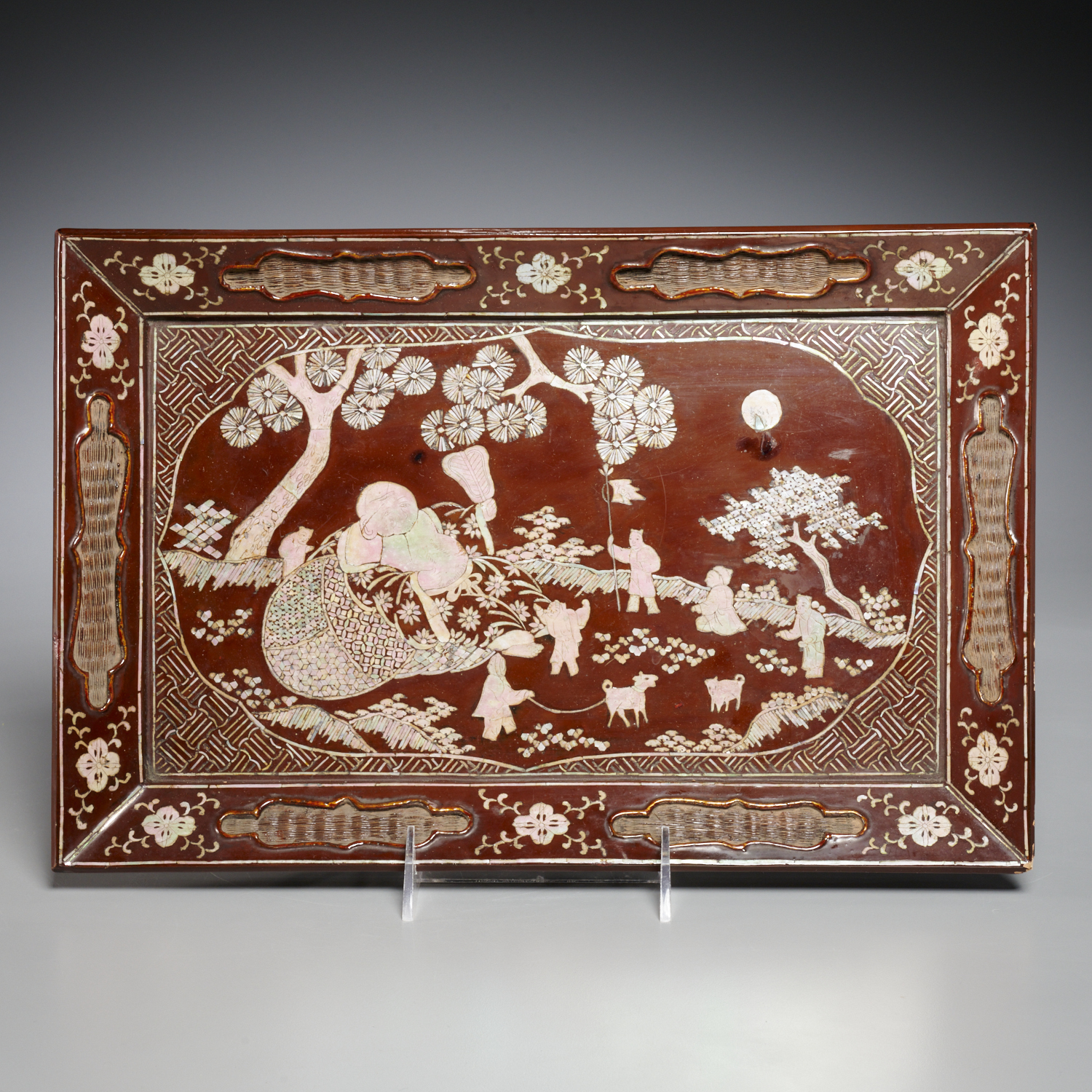 CHINESE MOTHER OF PEARL-INLAID