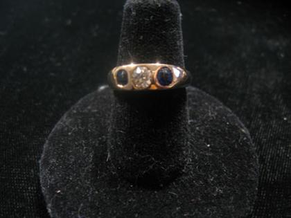 Yellow gold, sapphire and diamond