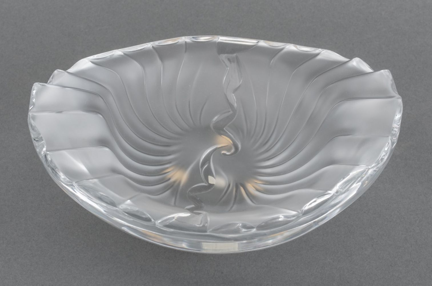 LALIQUE FRANCE SHELL FROSTED GLASS CANDY