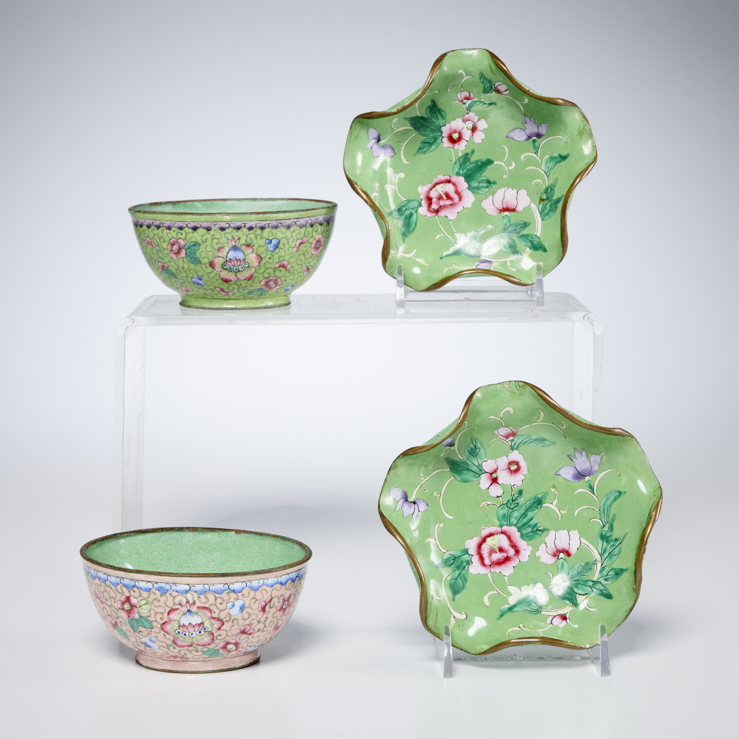 CHINESE PEKING ENAMEL CUPS AND 2fb1b1