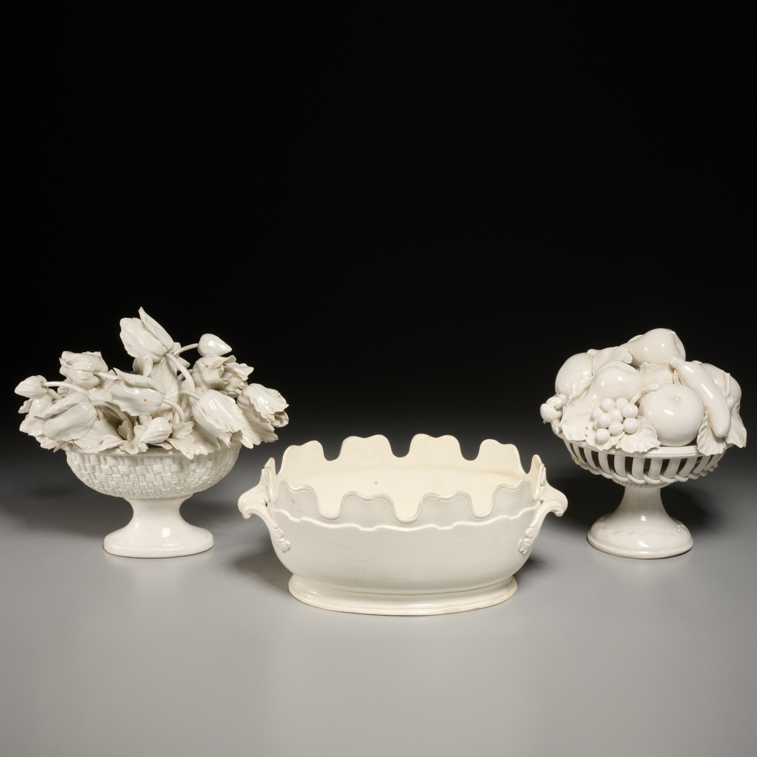 ITALIAN CREAMWARE MONTEITH & CENTERPIECES