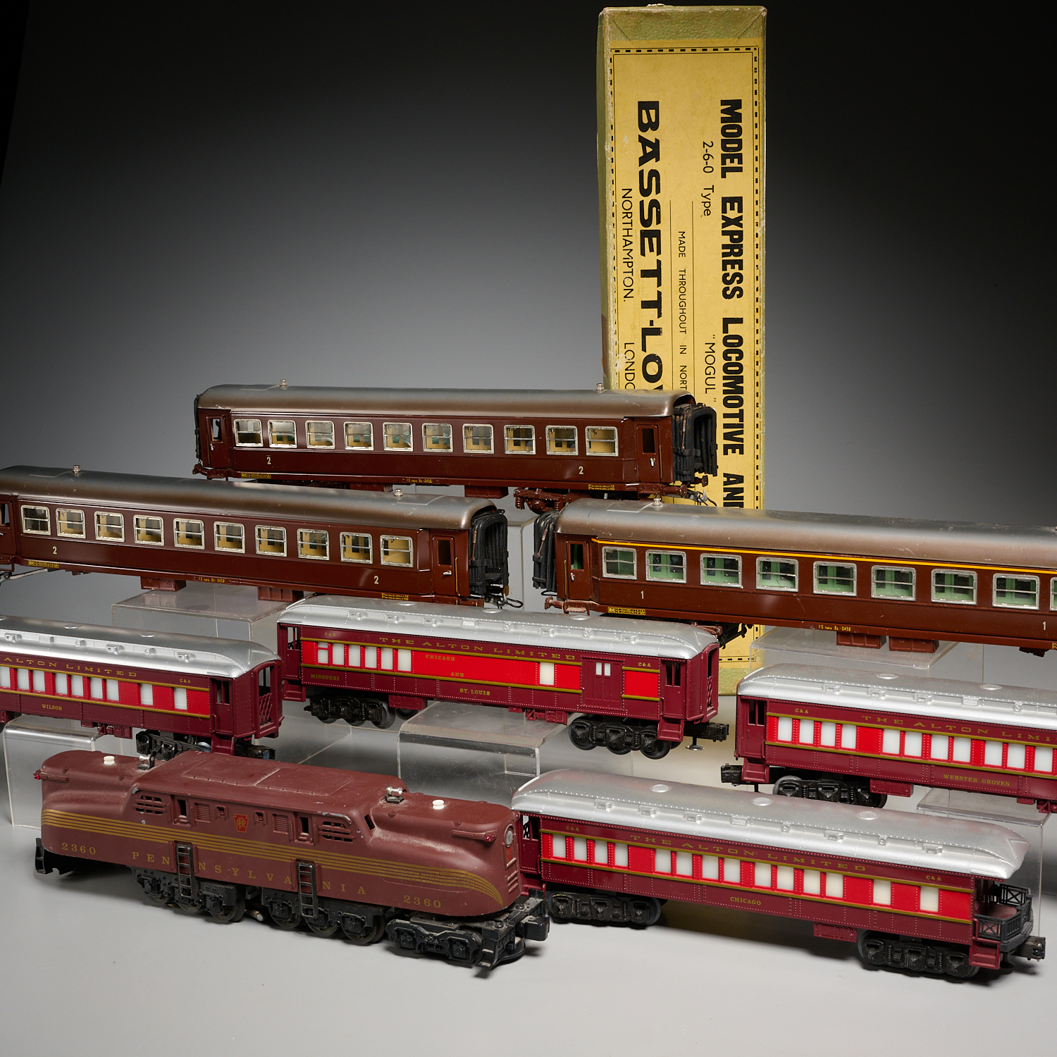 GROUP VINTAGE MODEL TRAINS, INCL.