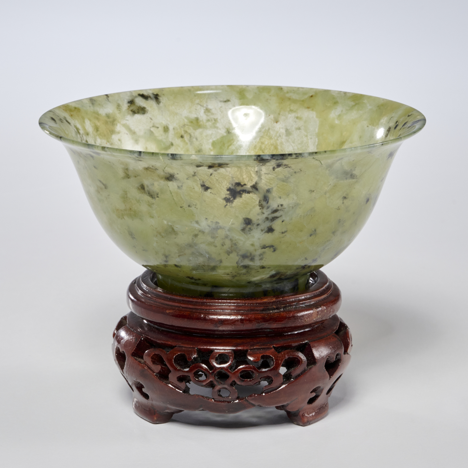 CHINESE SPINACH JADE CUP 20th c  2fb314