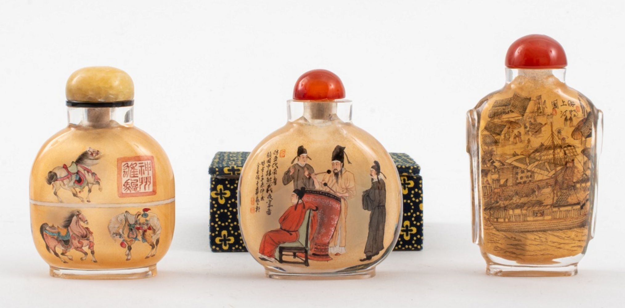 CHINESE INSIDE PAINTED GLASS SNUFF