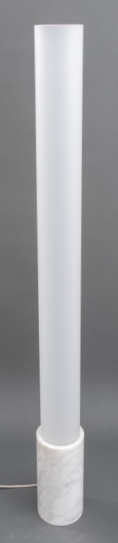 MODERN CYLINDRICAL FLOOR LAMP W  2fb4ca
