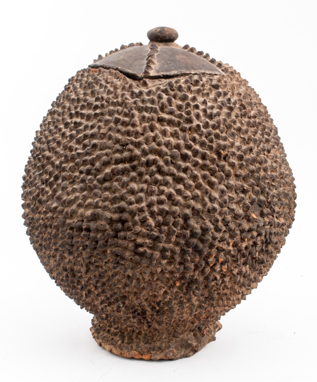 AFRICAN LOBI TERRACOTTA SPIKED